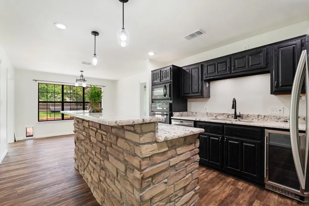 212 Wooded Hills Drive Powderly, TX 75473