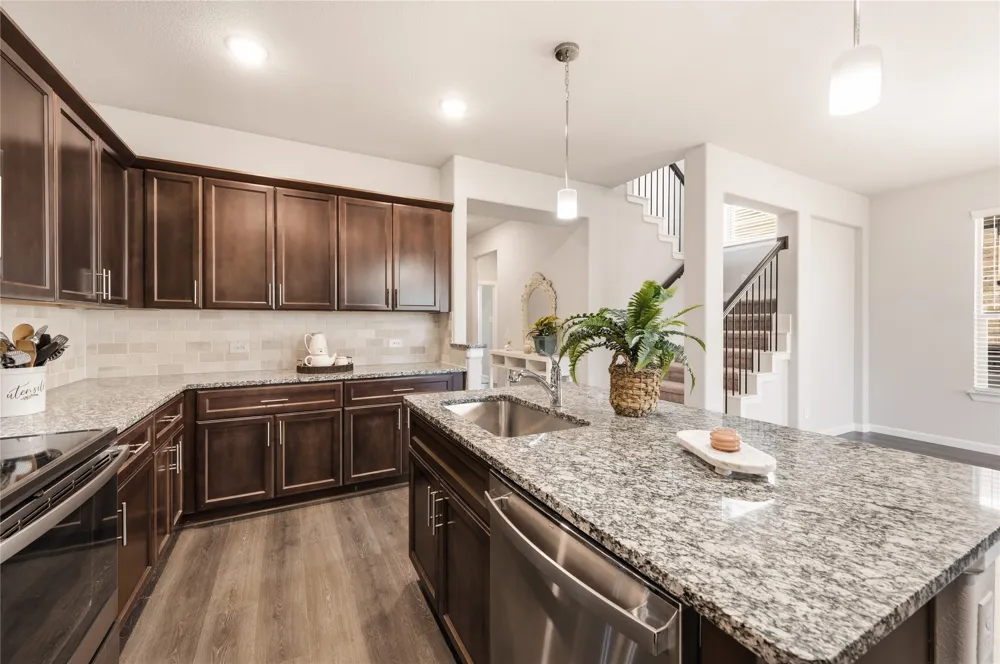 4727 Bluffview Drive Haltom City, TX 76137