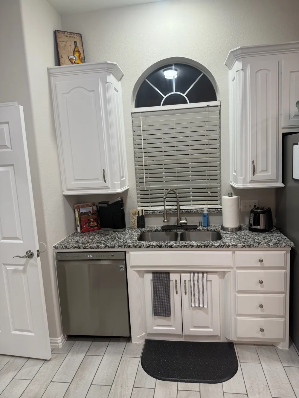 7809 Hightower Drive North Richland Hills, TX 76182