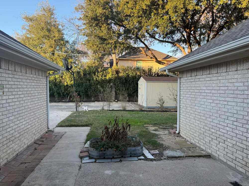 7809 Hightower Drive North Richland Hills, TX 76182