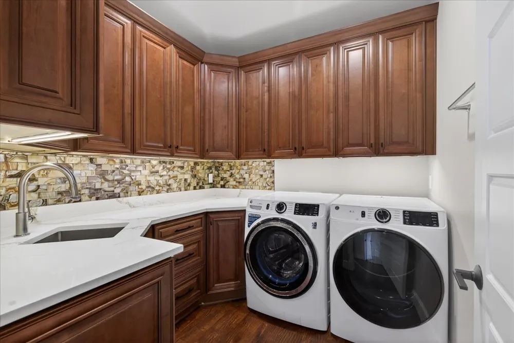 2005 Emma Drive Tool, TX 75143