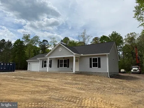 209 LORETTA DRIVE