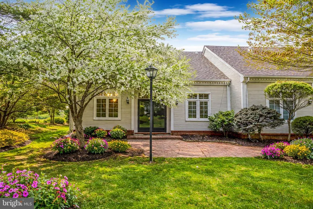 47 WINTHROP ROAD Monroe Township, NJ 08831