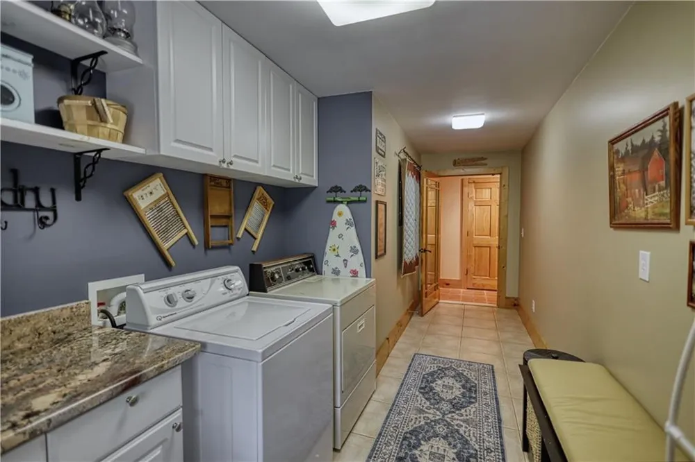 393 Edwards Road Oxford, GA 30054