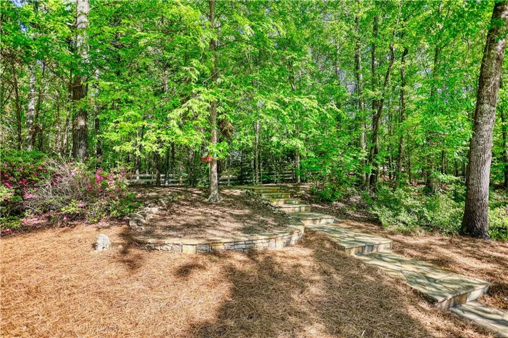 393 Edwards Road Oxford, GA 30054