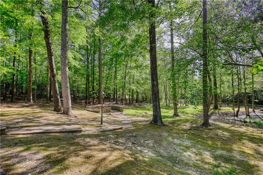 393 Edwards Road Oxford, GA 30054