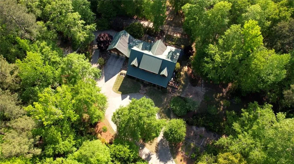 393 Edwards Road Oxford, GA 30054