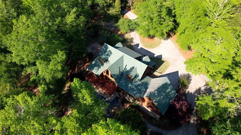 393 Edwards Road Oxford, GA 30054