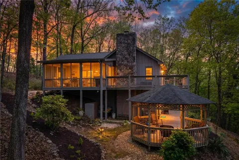 1339 Ridgeview Drive