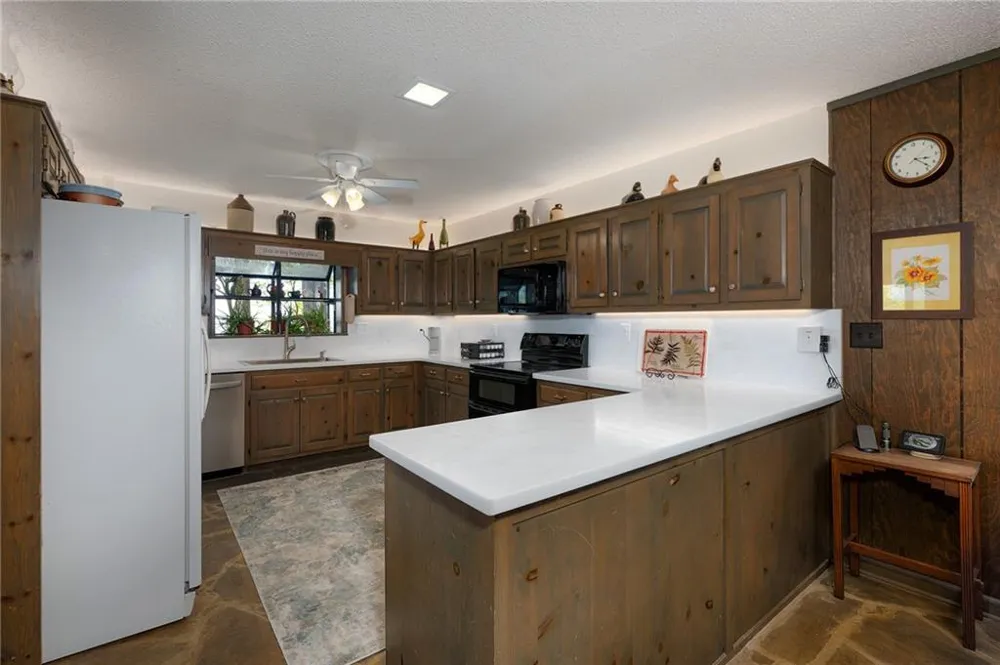 1339 Ridgeview Drive Big Canoe, GA 30143
