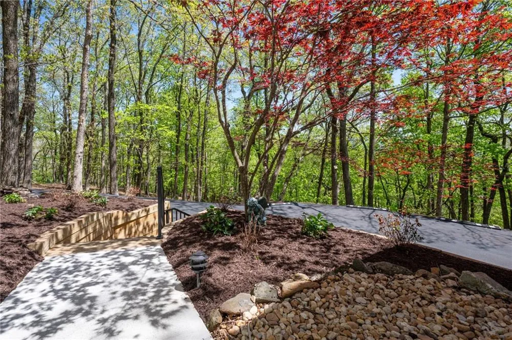 1339 Ridgeview Drive Big Canoe, GA 30143