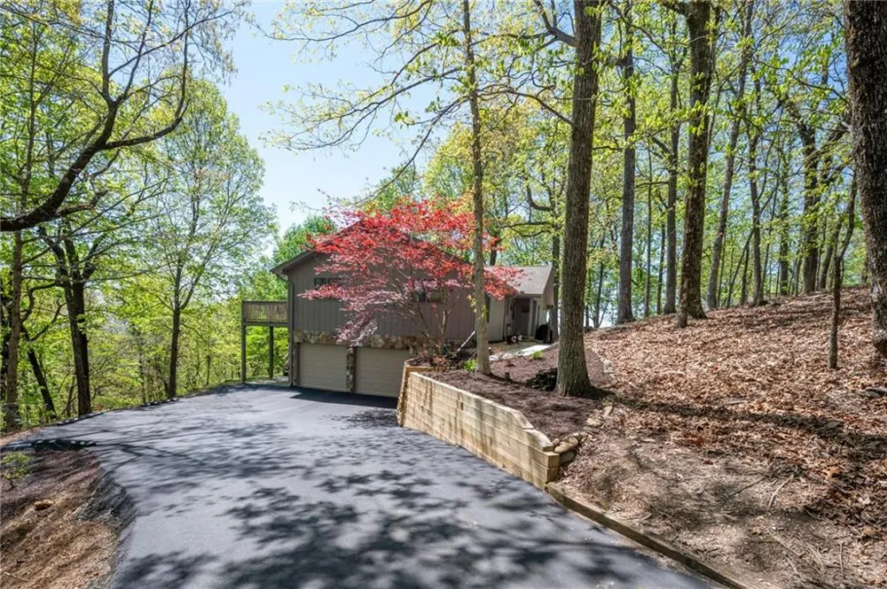 1339 Ridgeview Drive Big Canoe, GA 30143