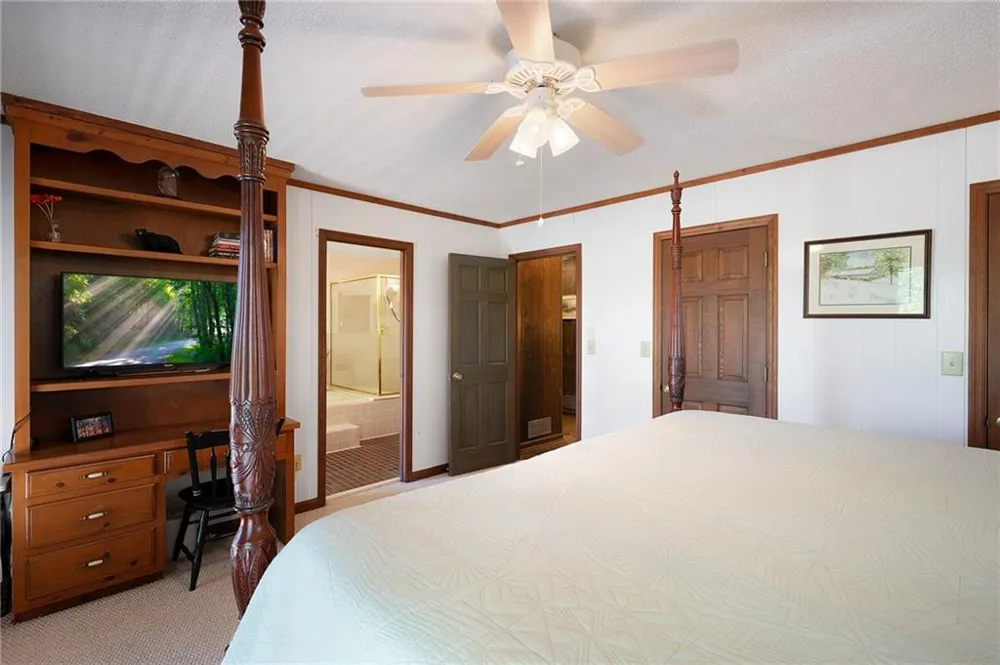 1339 Ridgeview Drive Big Canoe, GA 30143