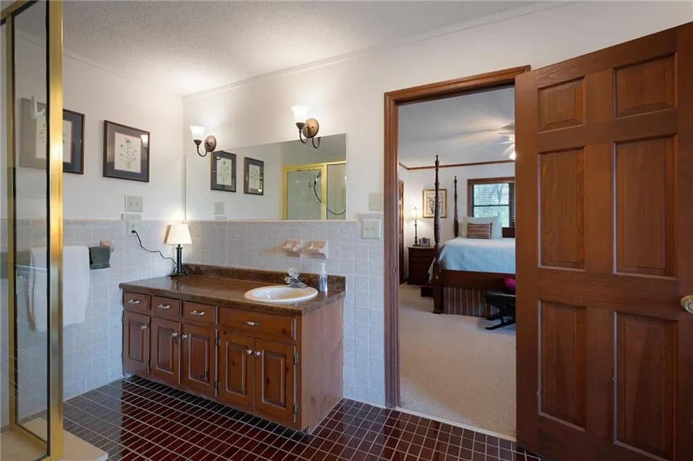 1339 Ridgeview Drive Big Canoe, GA 30143