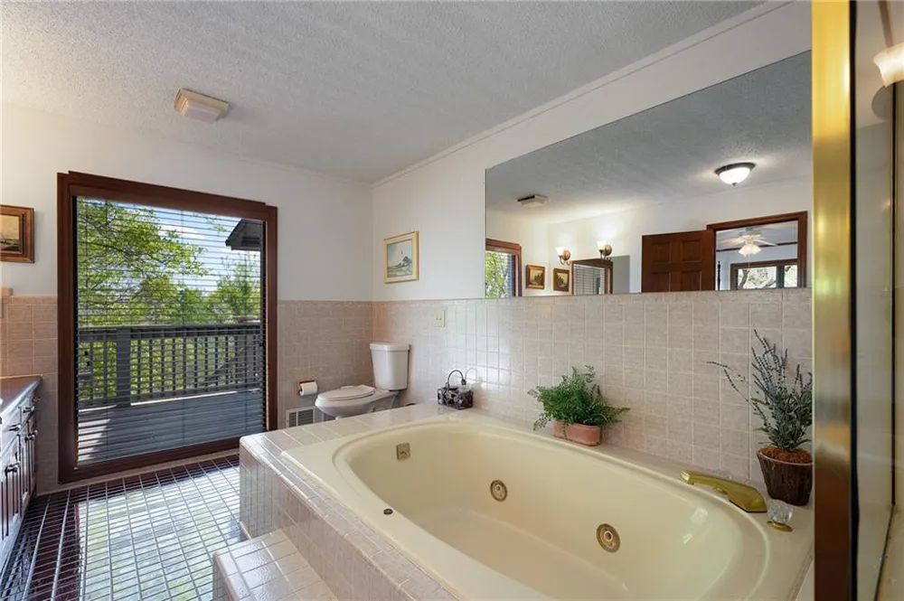 1339 Ridgeview Drive Big Canoe, GA 30143