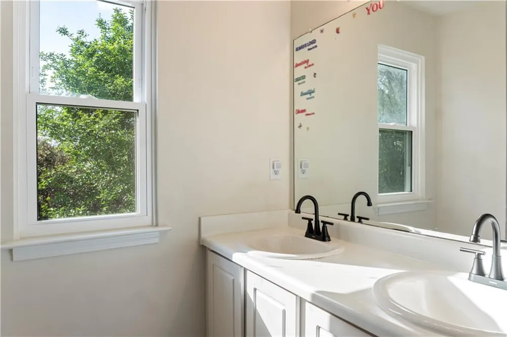 48 Hampton Drive Cartersville, GA 30121