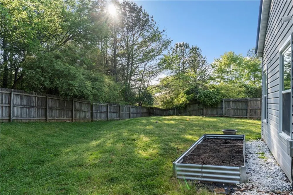48 Hampton Drive Cartersville, GA 30121