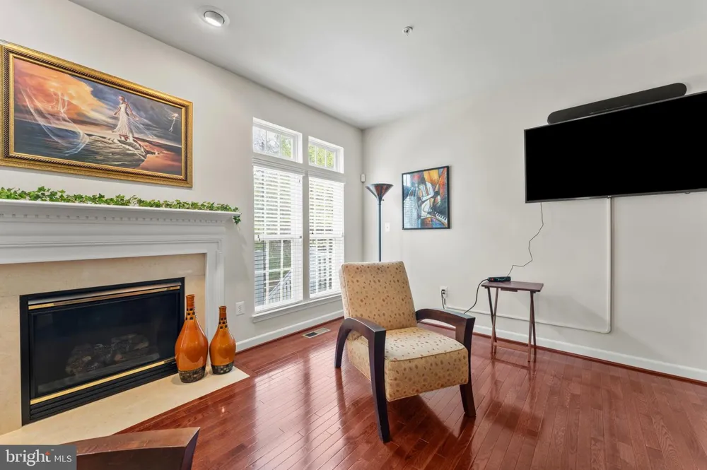 10916 SIR PAUL PLACE Clinton, MD 20735