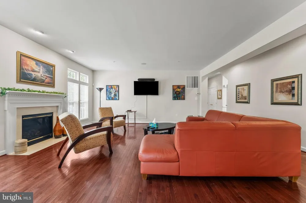 10916 SIR PAUL PLACE Clinton, MD 20735