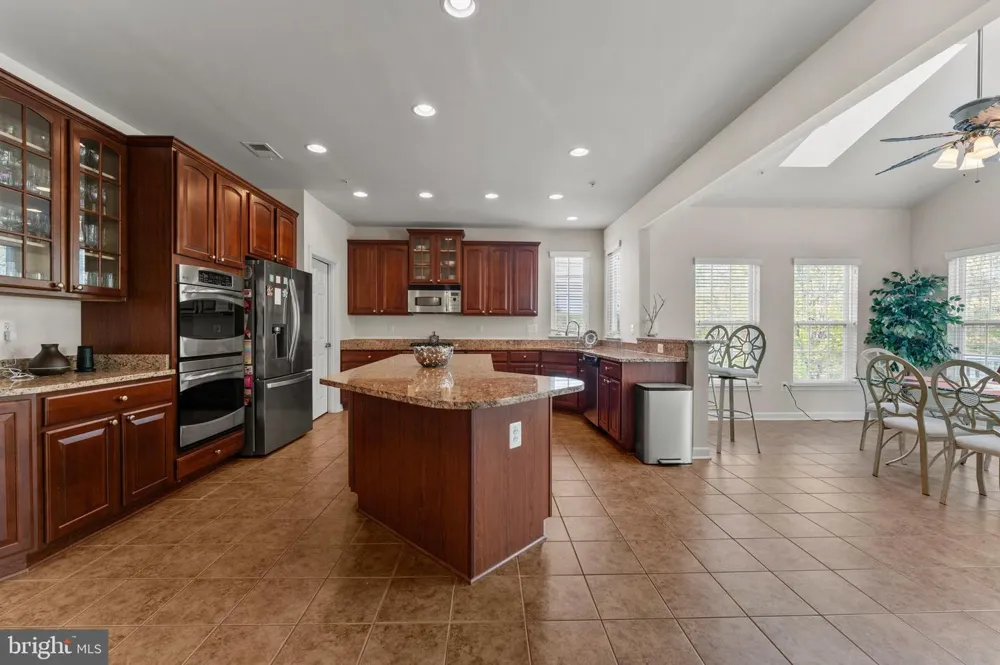 10916 SIR PAUL PLACE Clinton, MD 20735