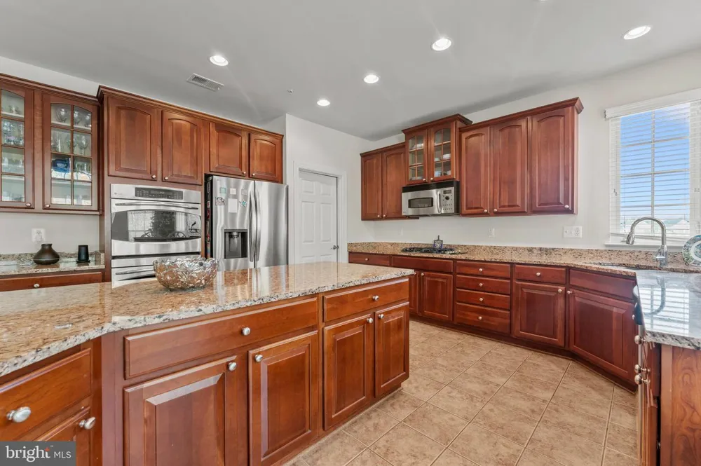 10916 SIR PAUL PLACE Clinton, MD 20735
