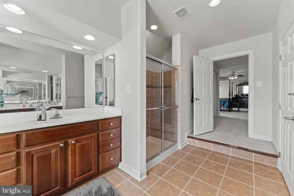 10916 SIR PAUL PLACE Clinton, MD 20735
