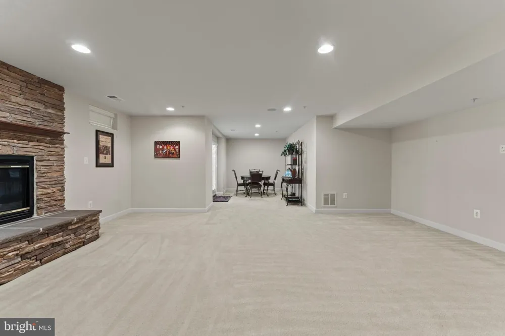 10916 SIR PAUL PLACE Clinton, MD 20735