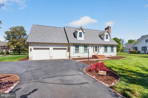 106 CREEKSIDE DRIVE