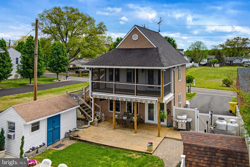 2006 POPLAR RIDGE ROAD Pasadena, MD 21122