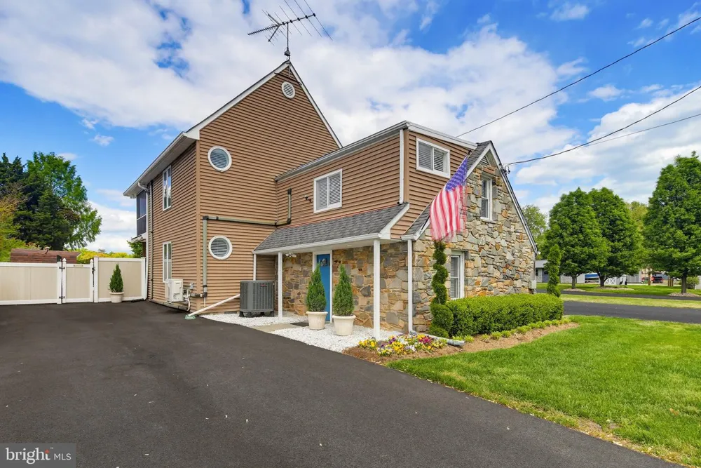 2006 POPLAR RIDGE ROAD Pasadena, MD 21122