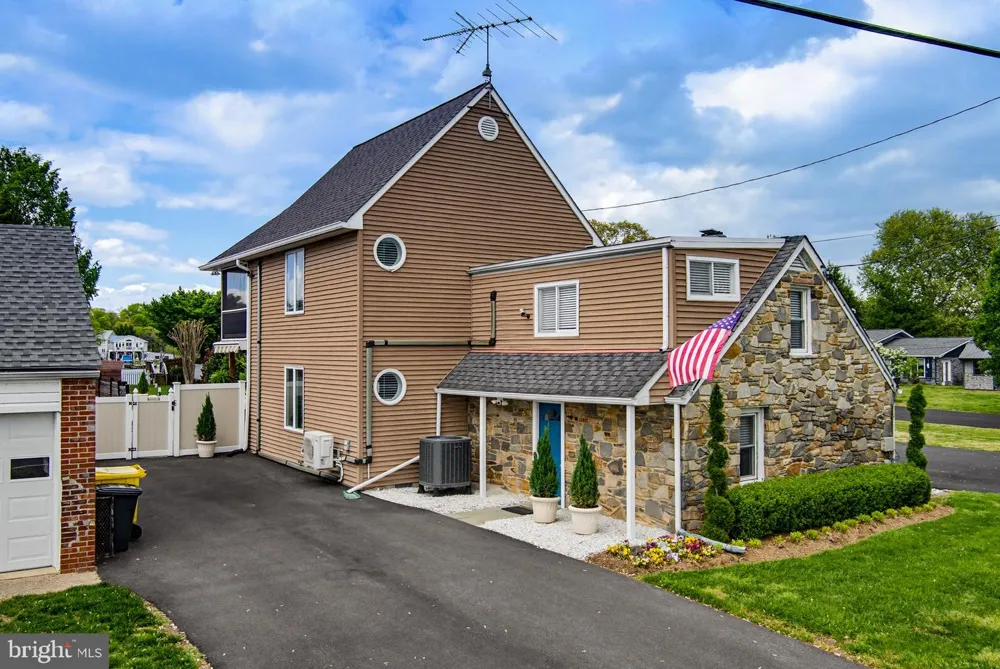 2006 POPLAR RIDGE ROAD Pasadena, MD 21122