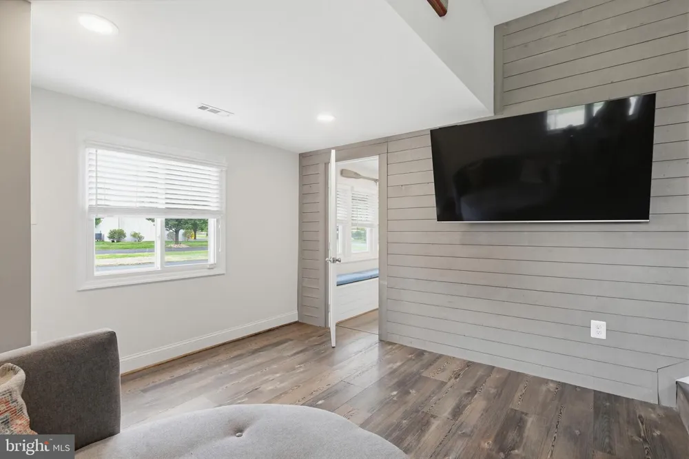 2006 POPLAR RIDGE ROAD Pasadena, MD 21122