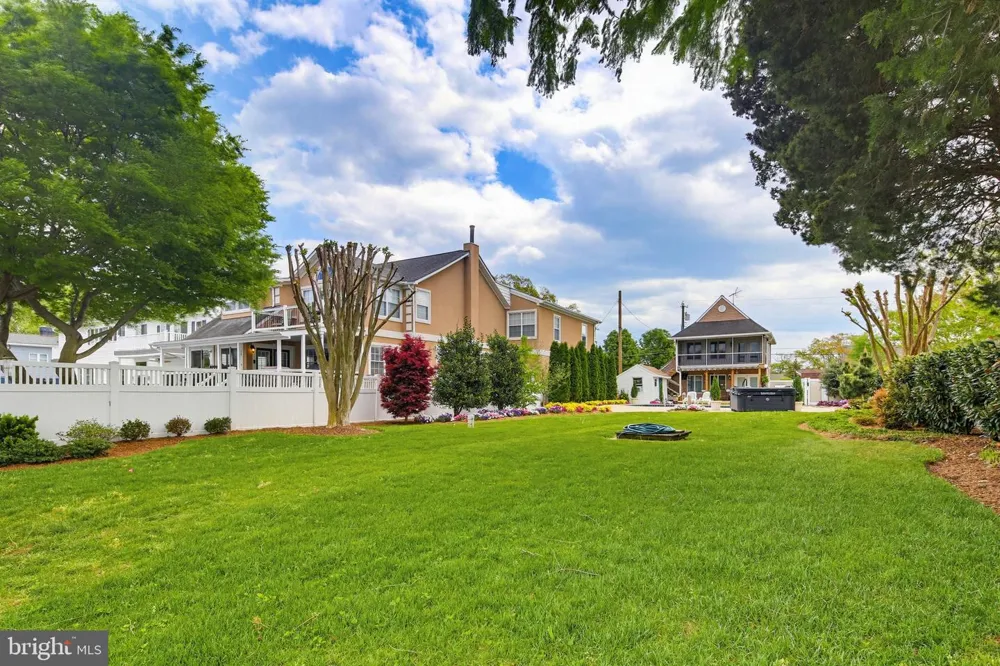 2006 POPLAR RIDGE ROAD Pasadena, MD 21122