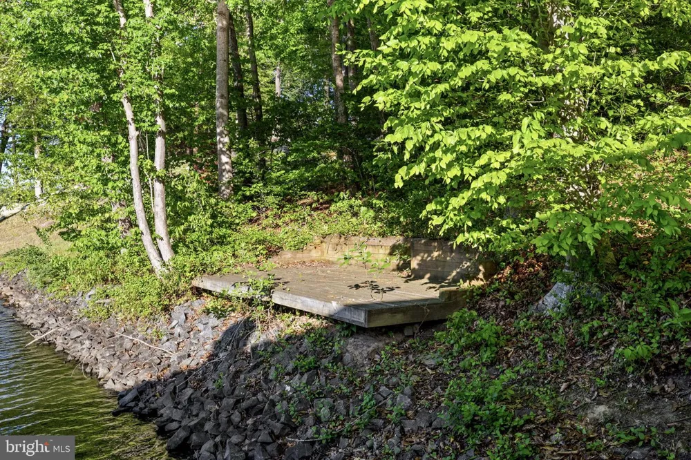6406 CARTER LANE Mineral, VA 23117
