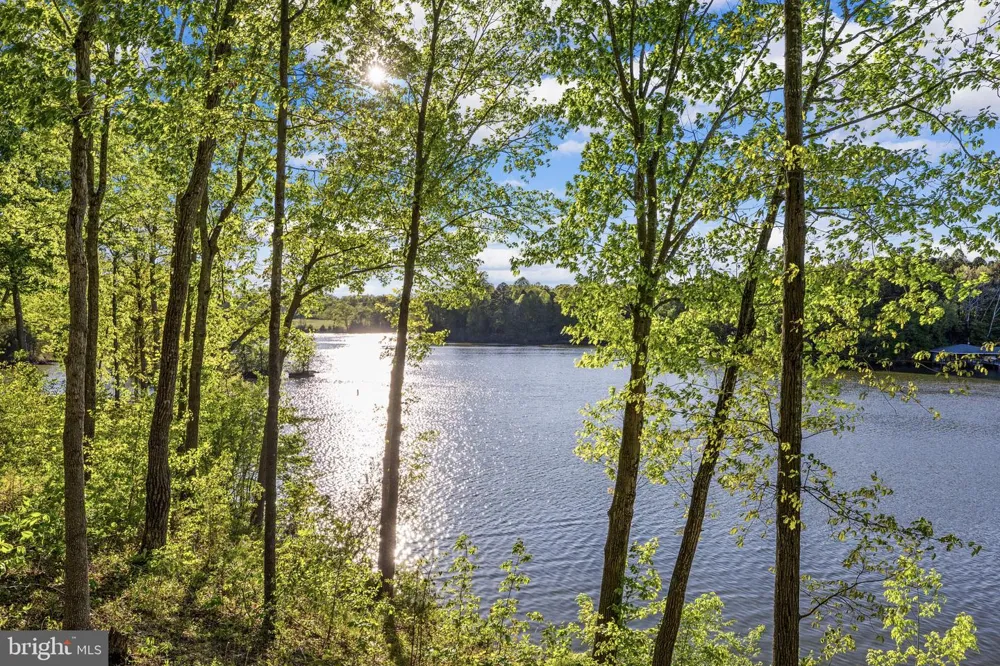 6406 CARTER LANE Mineral, VA 23117