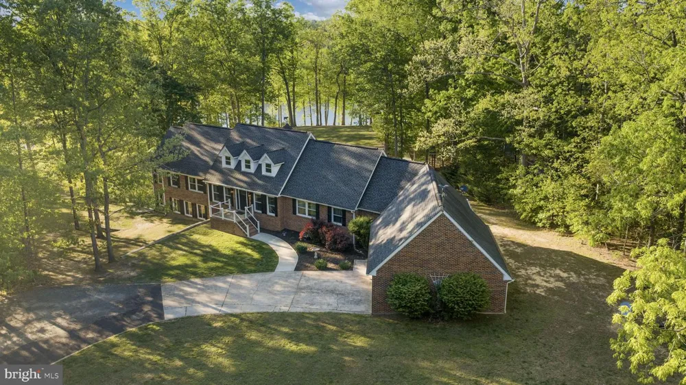 6406 CARTER LANE Mineral, VA 23117