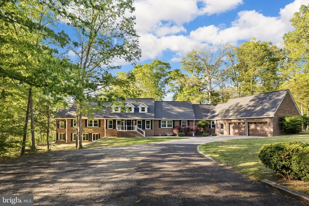 6406 CARTER LANE Mineral, VA 23117
