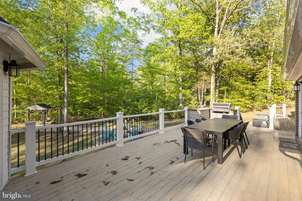 6406 CARTER LANE Mineral, VA 23117