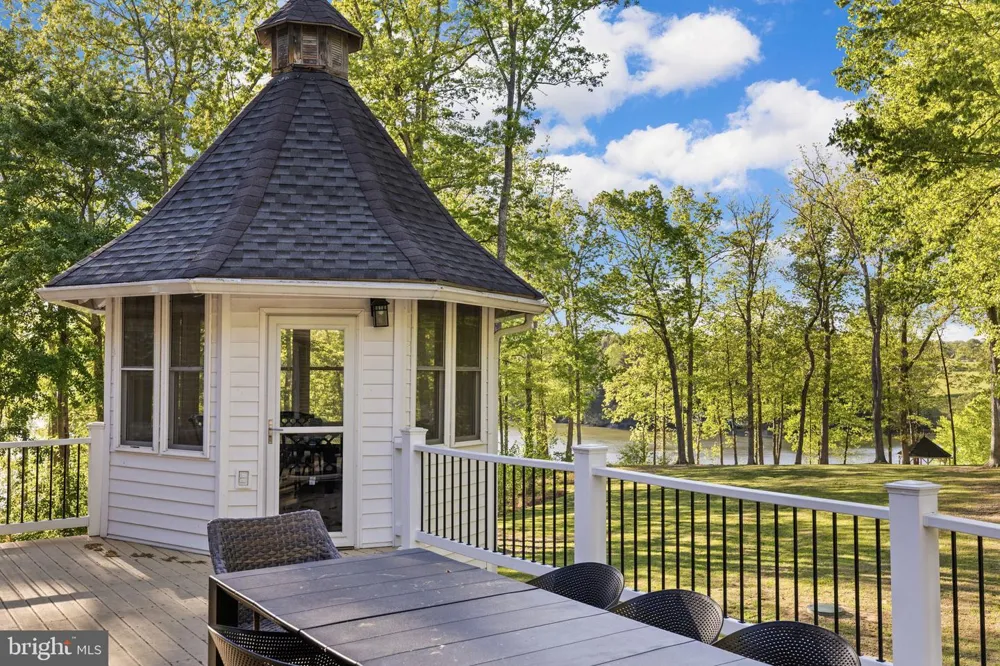 6406 CARTER LANE Mineral, VA 23117