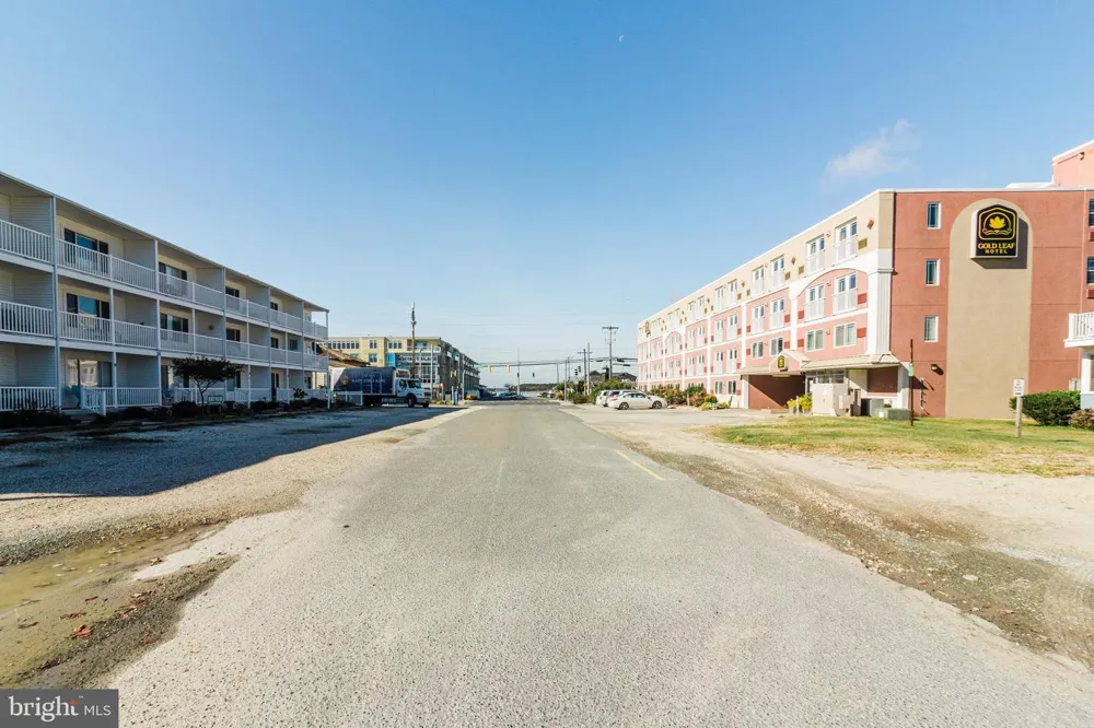 24 DICKINSON AVENUE #8B Dewey Beach, DE 19971