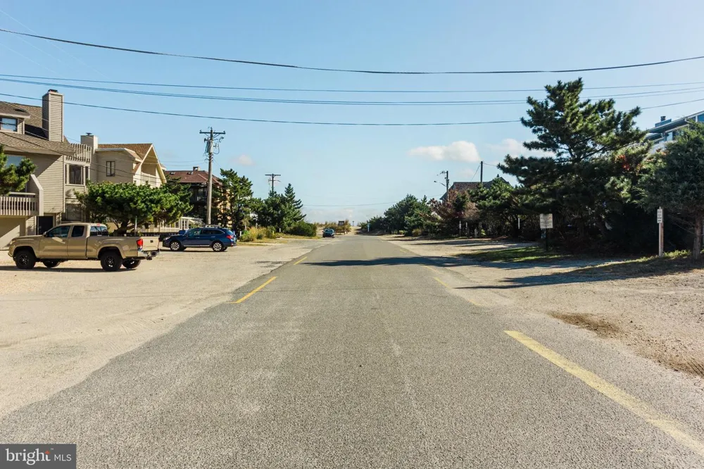 24 DICKINSON AVENUE #8B Dewey Beach, DE 19971