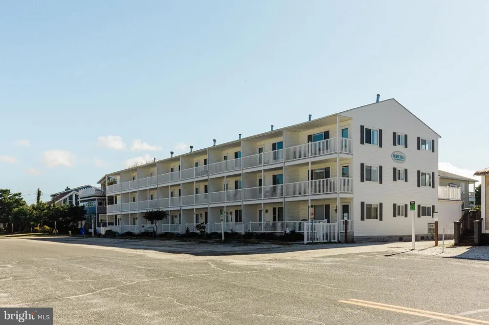 24 DICKINSON AVENUE #8B Dewey Beach, DE 19971