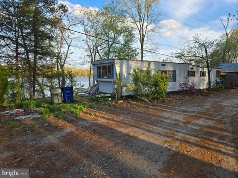 575 HOLLY DRIVE