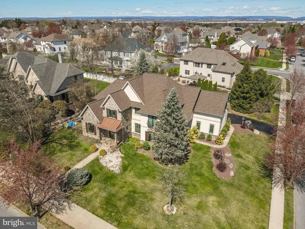 49 CREST BOULEVARD Easton, PA 18045