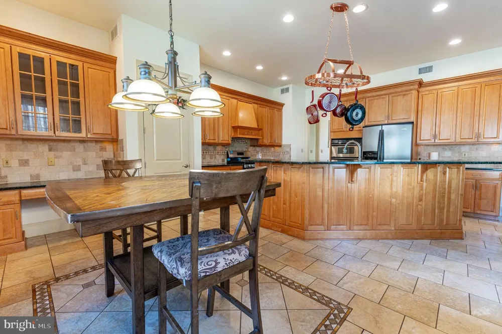 49 CREST BOULEVARD Easton, PA 18045