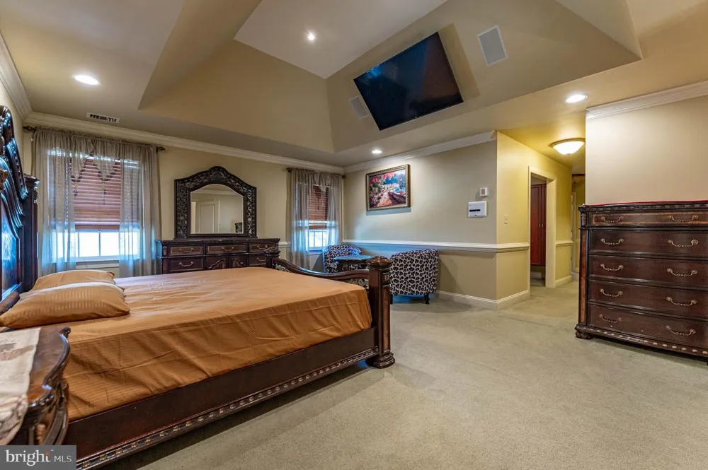 49 CREST BOULEVARD Easton, PA 18045