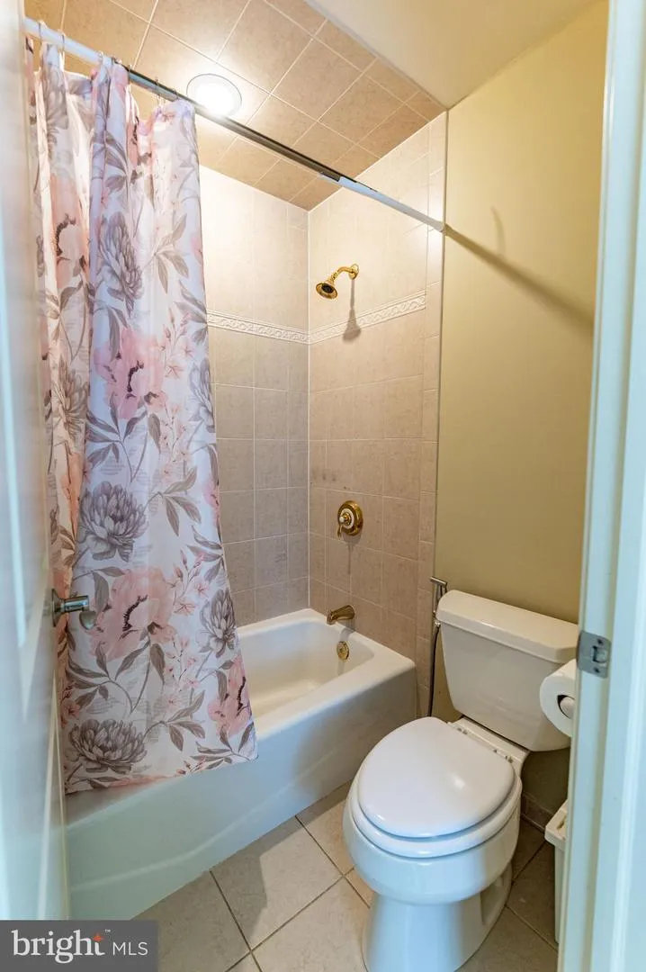 49 CREST BOULEVARD Easton, PA 18045