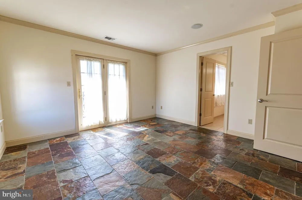 49 CREST BOULEVARD Easton, PA 18045