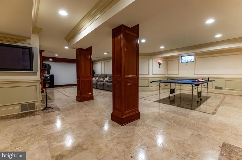 49 CREST BOULEVARD Easton, PA 18045