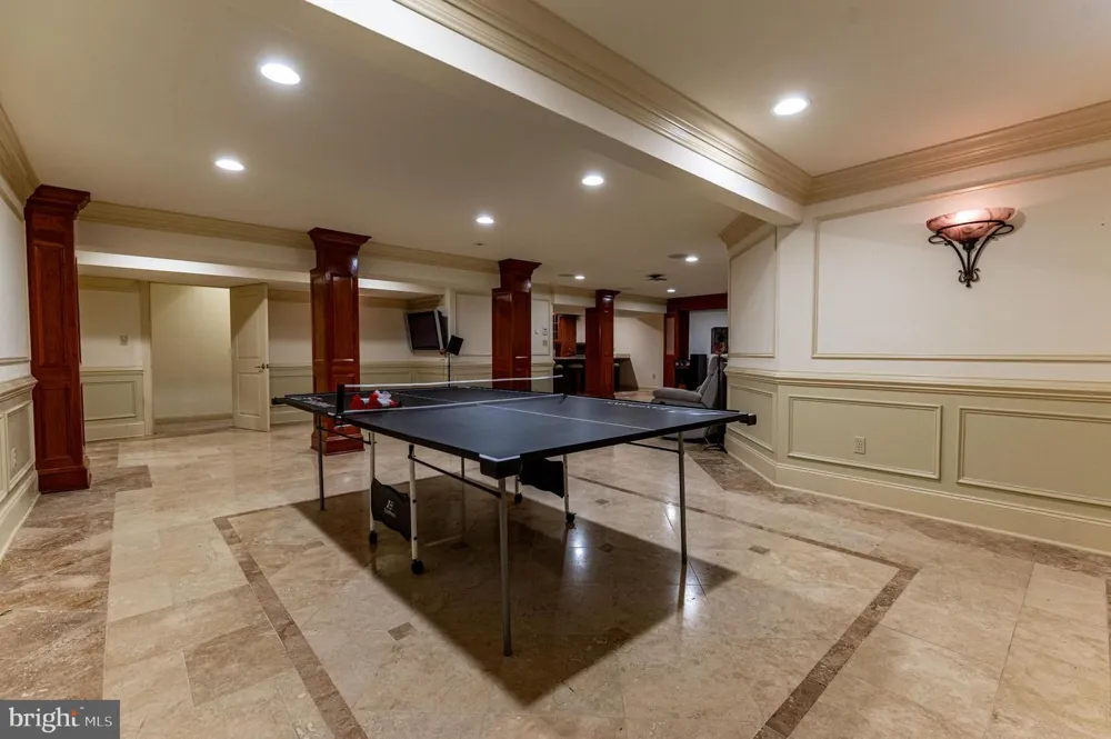 49 CREST BOULEVARD Easton, PA 18045